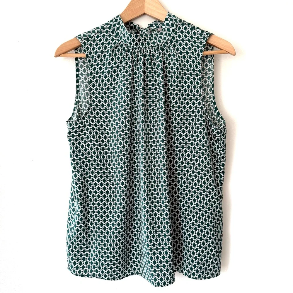 H&M Green and White Diamond Geometric Sleeveless Blouse Workwear Chic - Picture 7 of 11